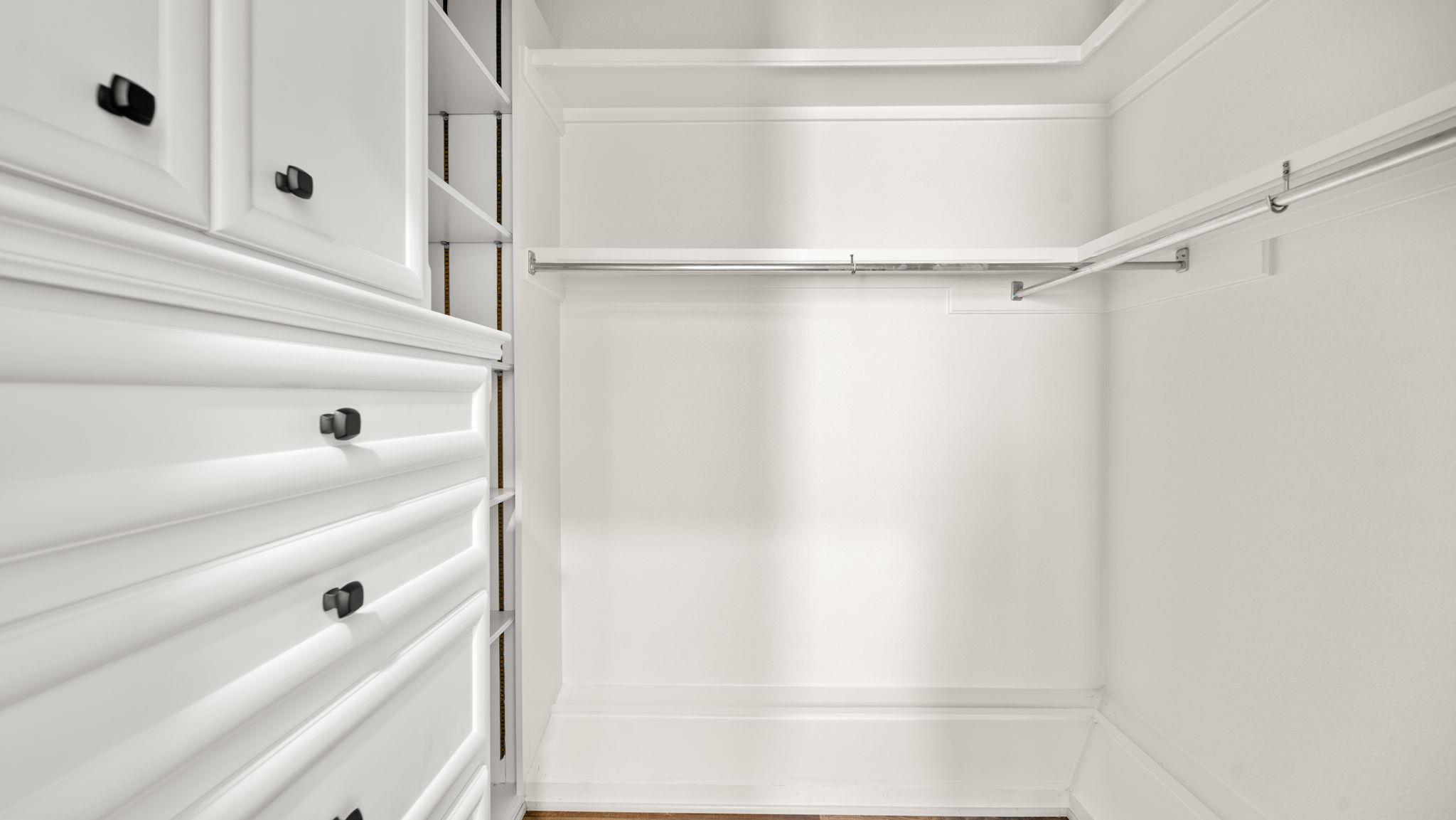 2205 S US Highway 77