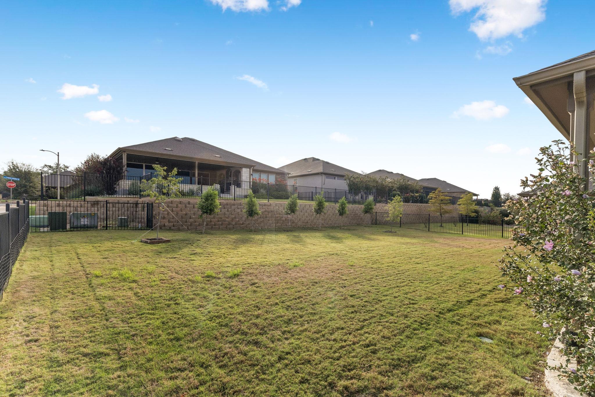 114 Palo Blanco Creek LN