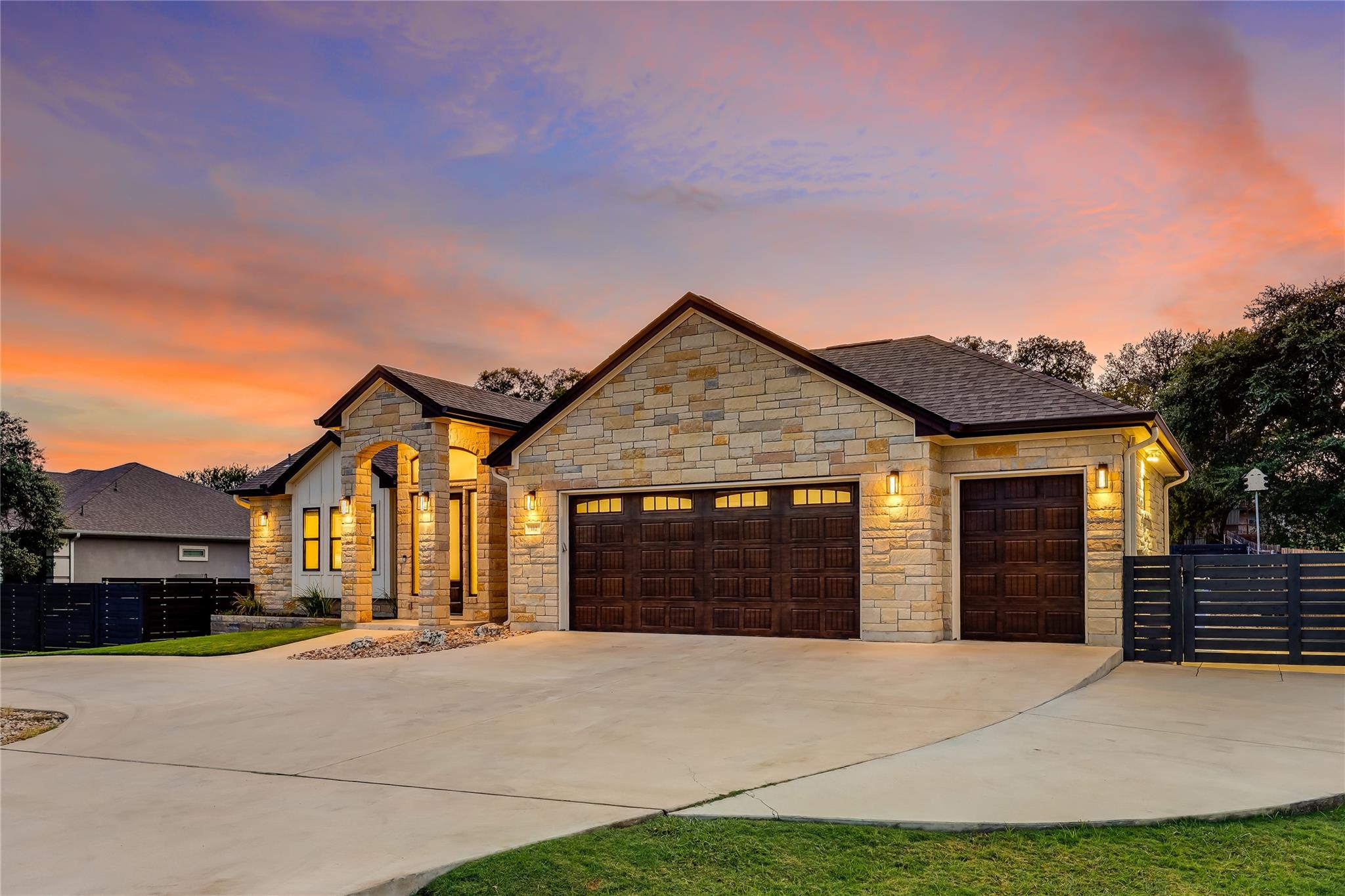112 Venture BLVD S