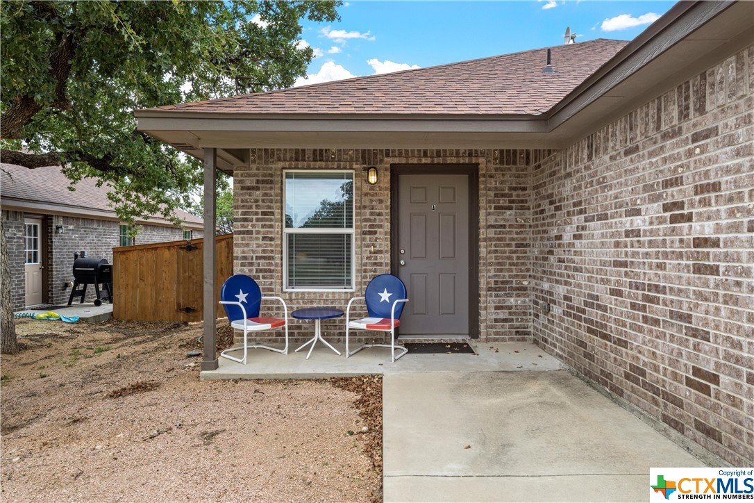 107 Petsick Unit A & B Lane