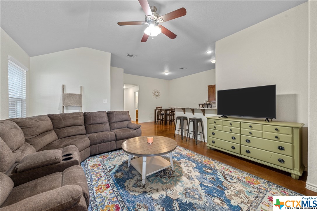 107 Petsick Unit A & B Lane