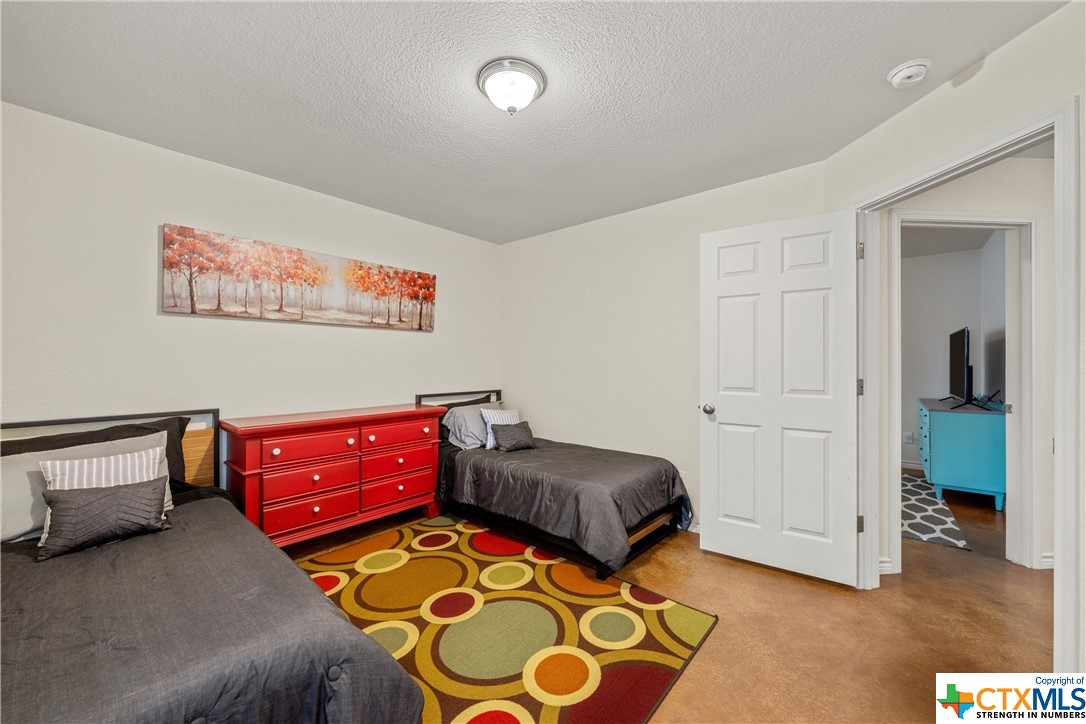 107 Petsick Unit A & B Lane