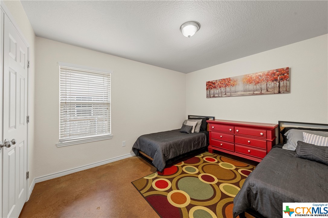 107 Petsick Unit A & B Lane