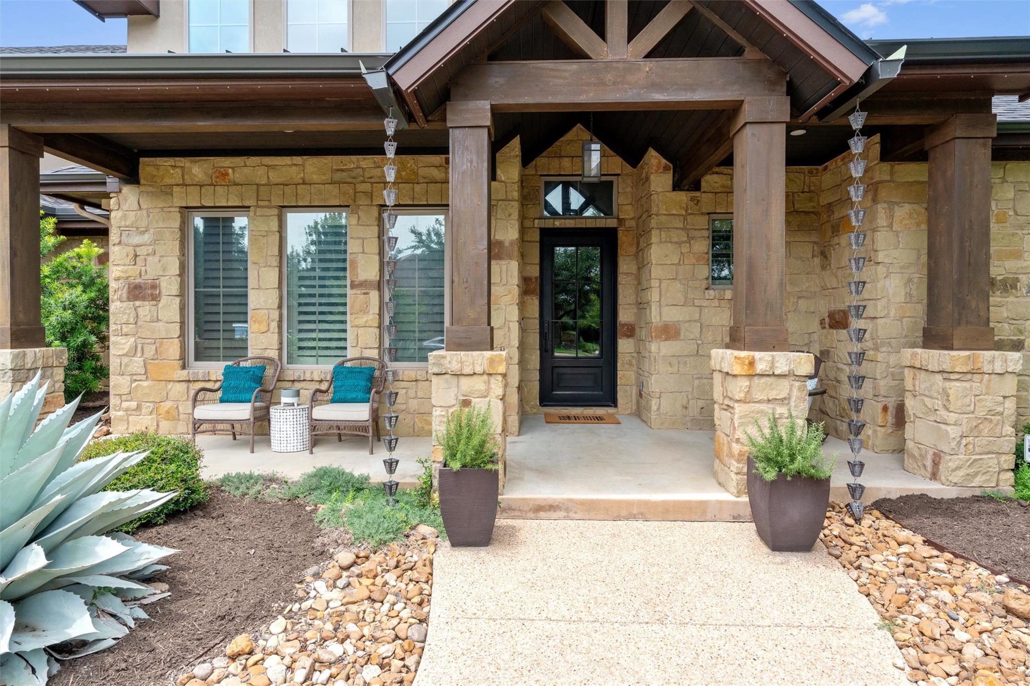 1310 Prosperity Hills DR