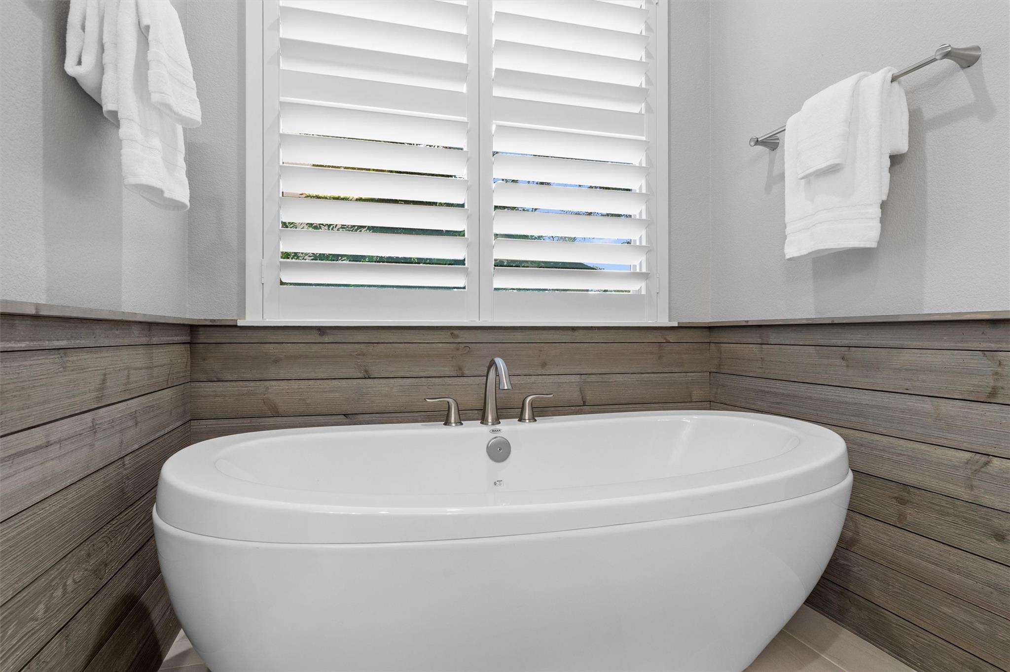 1310 Prosperity Hills DR