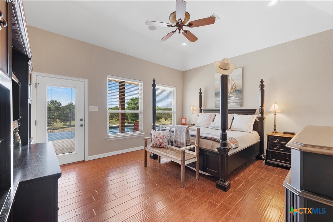 1527 Old Ranch Road