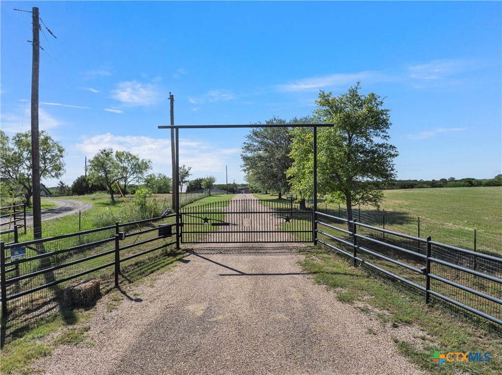 1527 Old Ranch Road