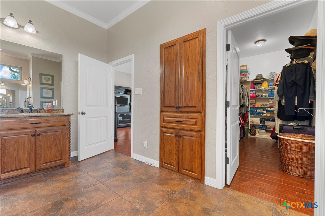 1527 Old Ranch Road