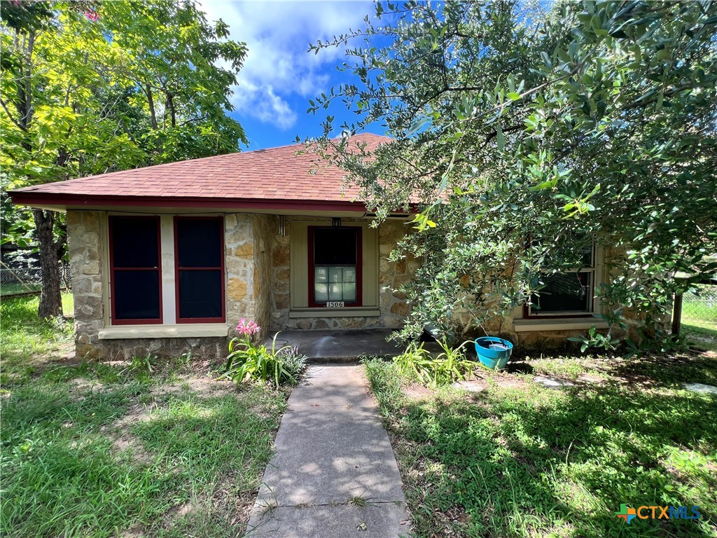 1506 Golf Course Road