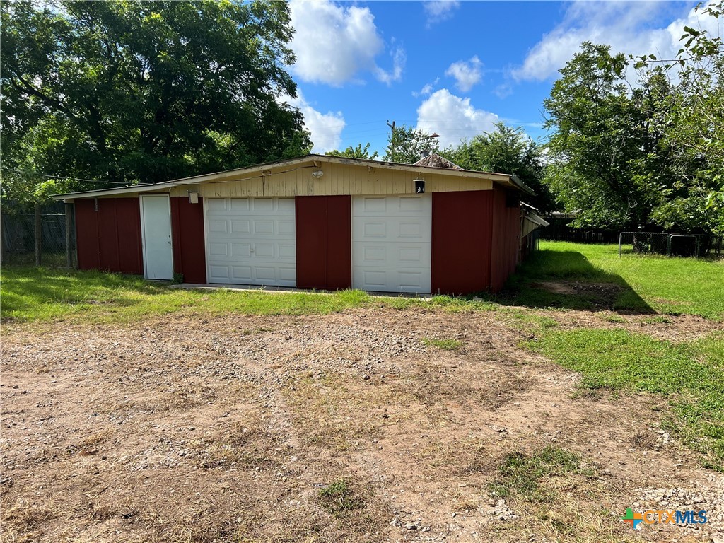 1506 Golf Course Road