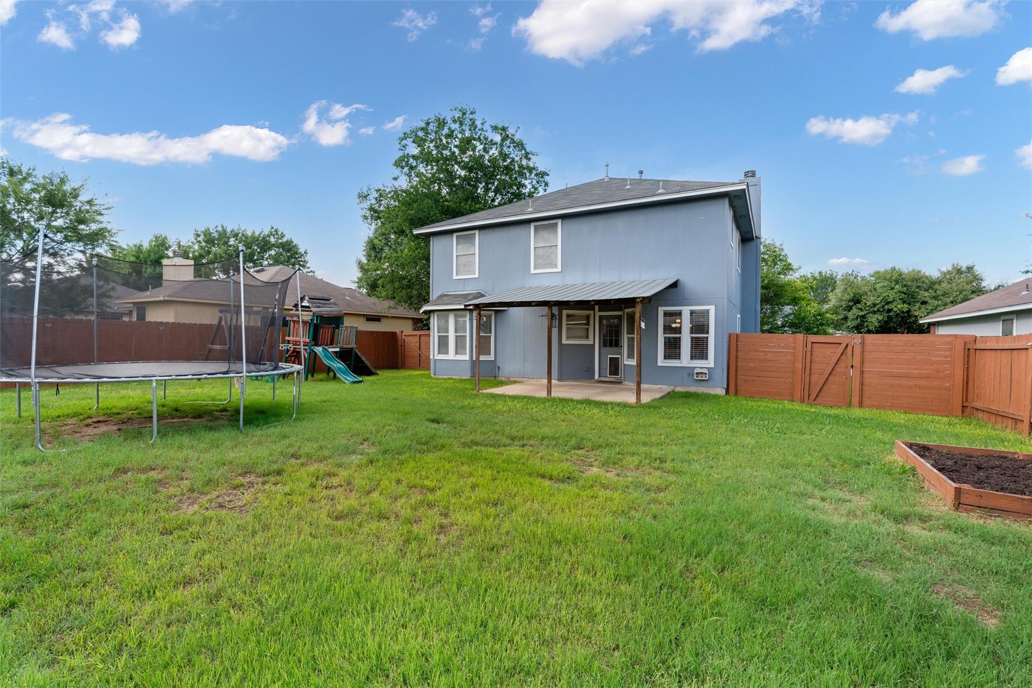 120 Meadowside DR