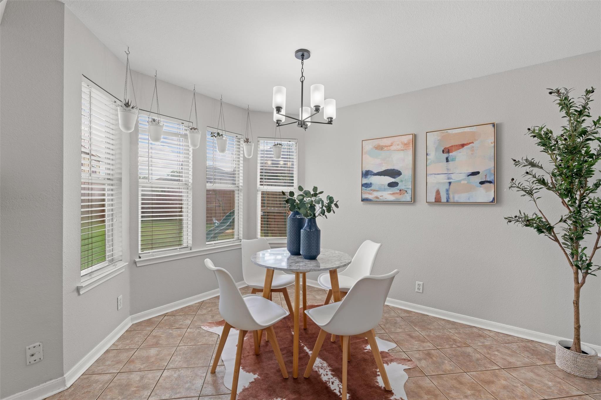 120 Meadowside DR