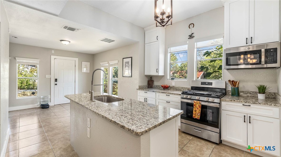 801 W Mulberry Avenue