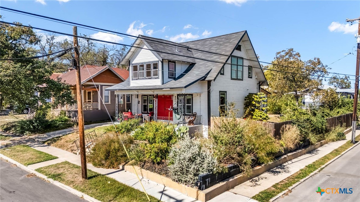 801 W Mulberry Avenue