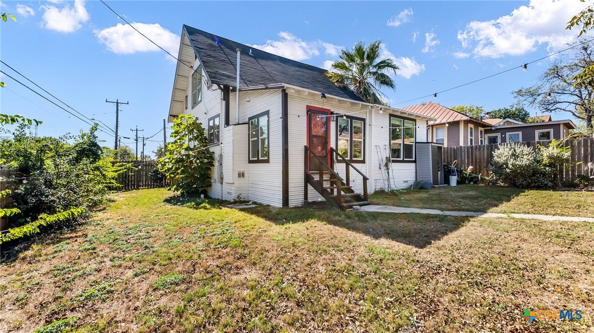 801 W Mulberry Avenue