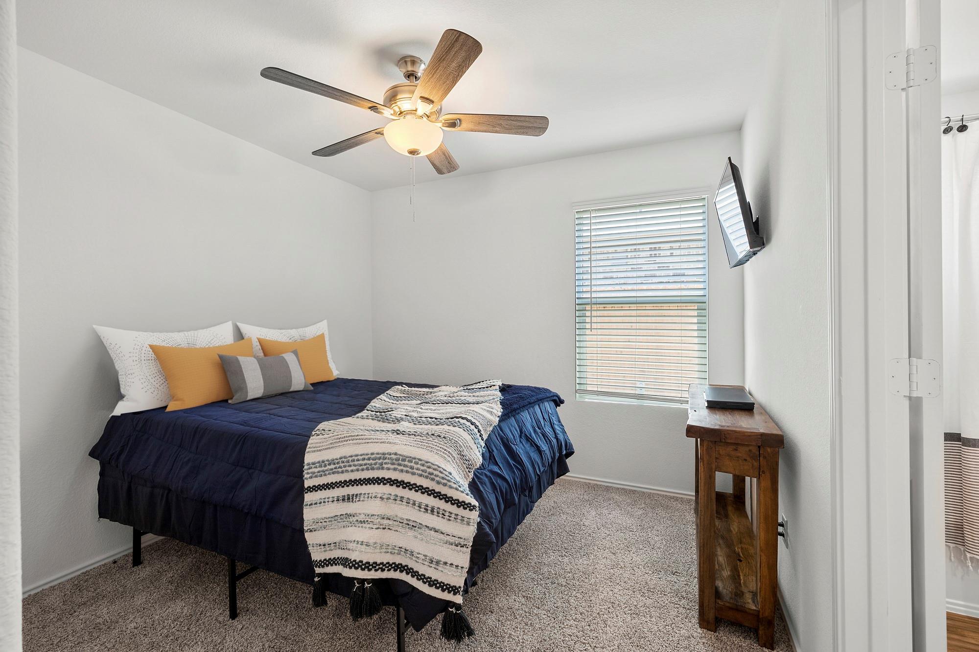 237 Escondido CIR