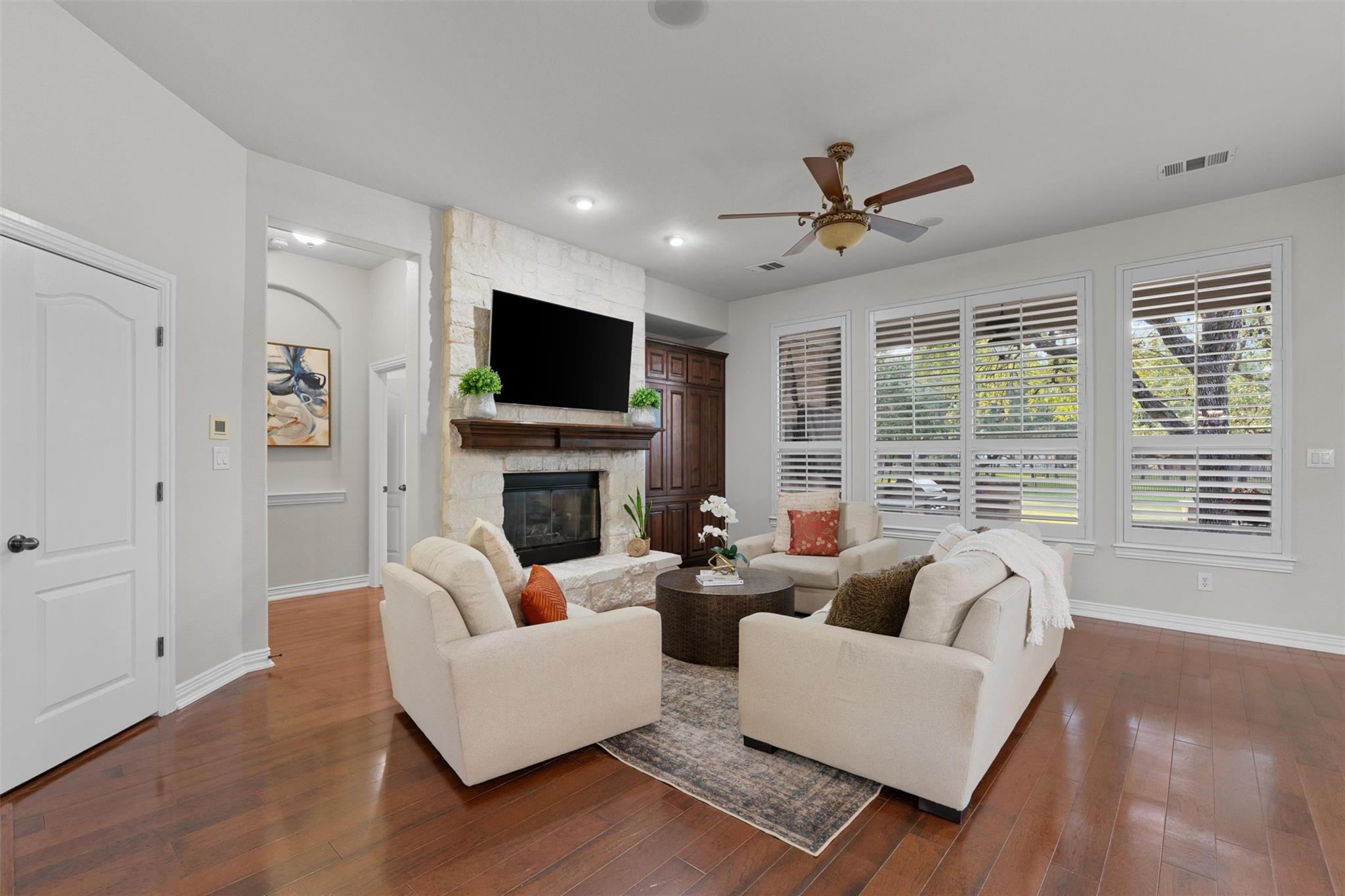 1515 Shinnecock Hills DR