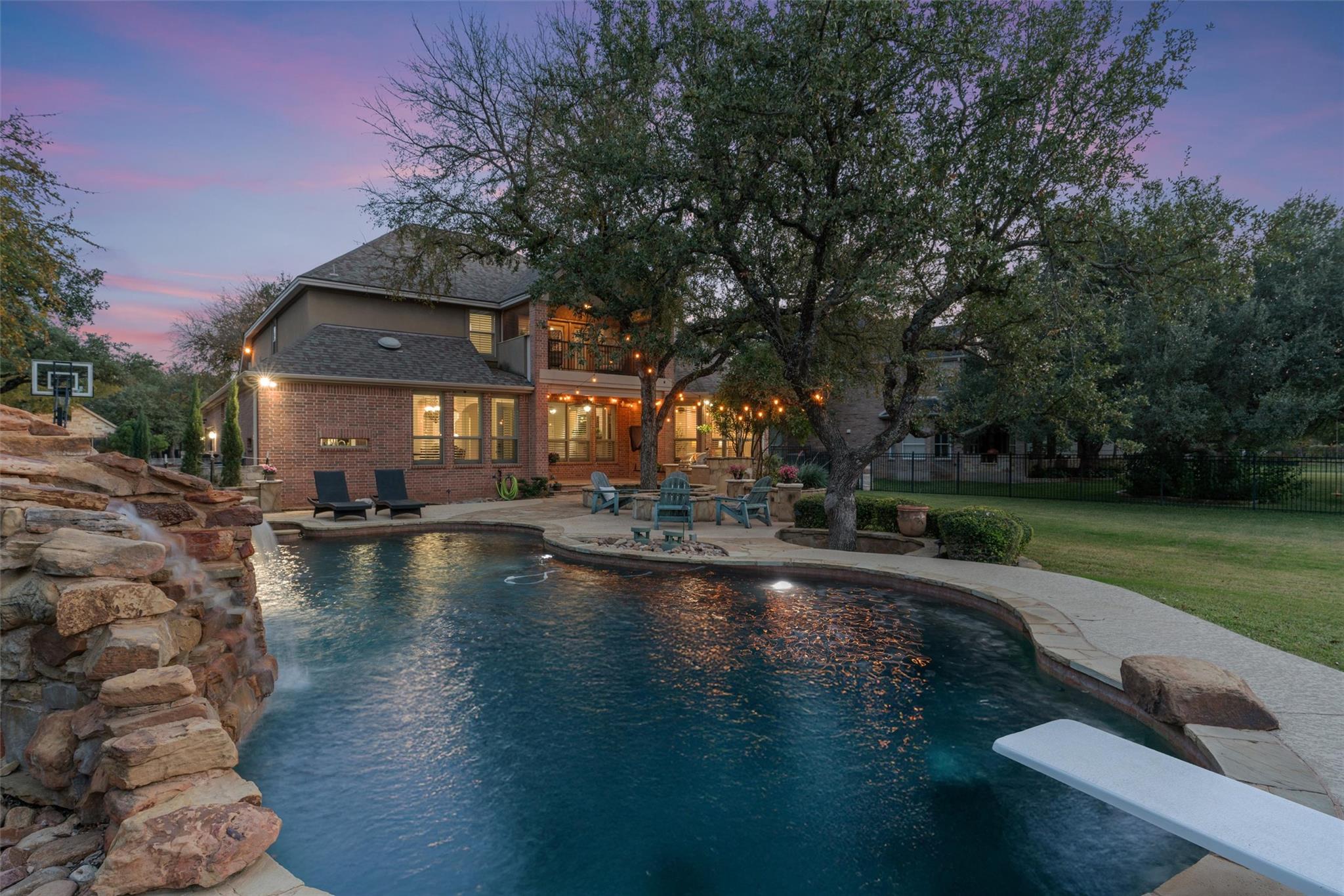 1515 Shinnecock Hills DR