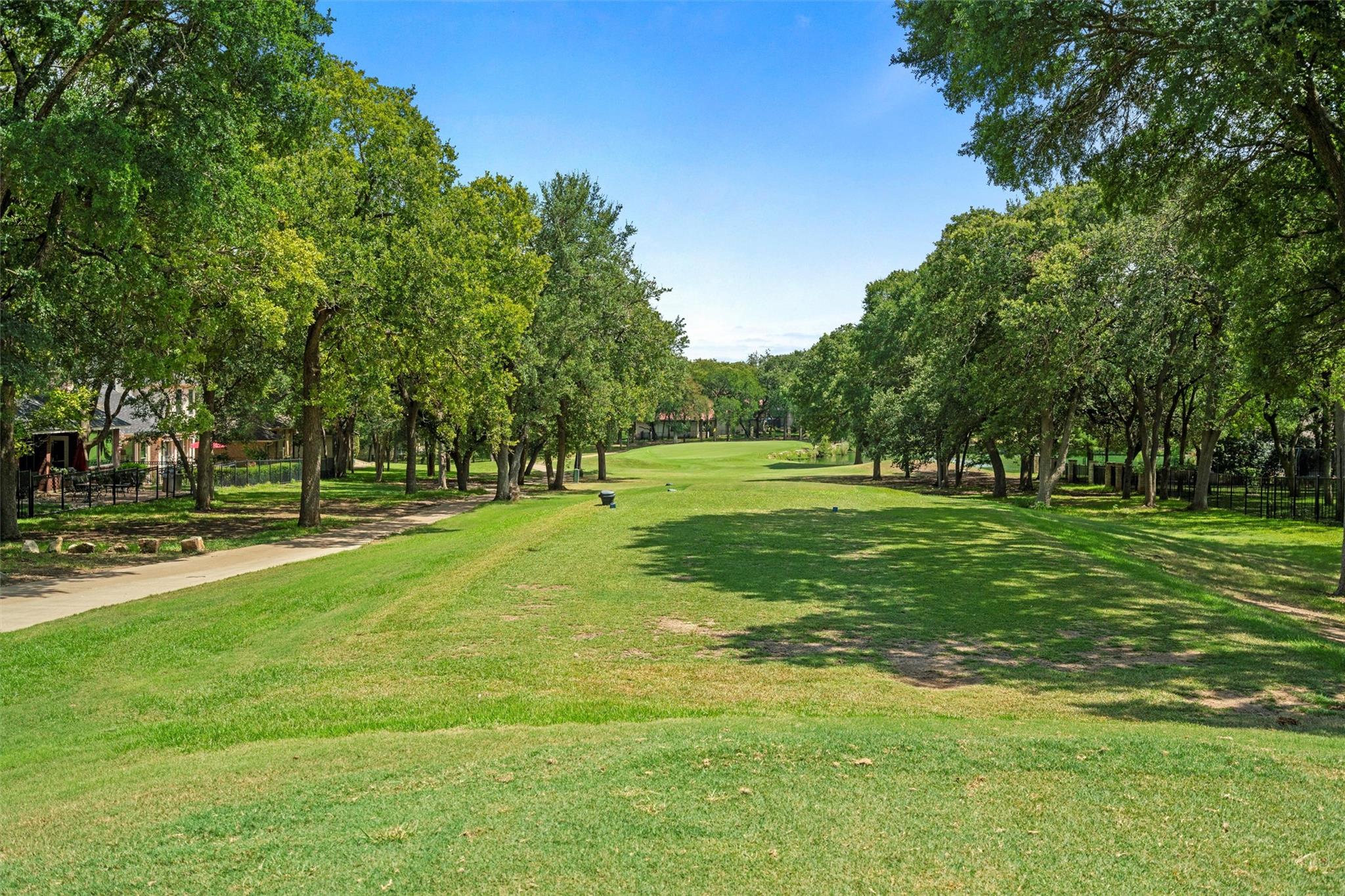 1515 Shinnecock Hills DR