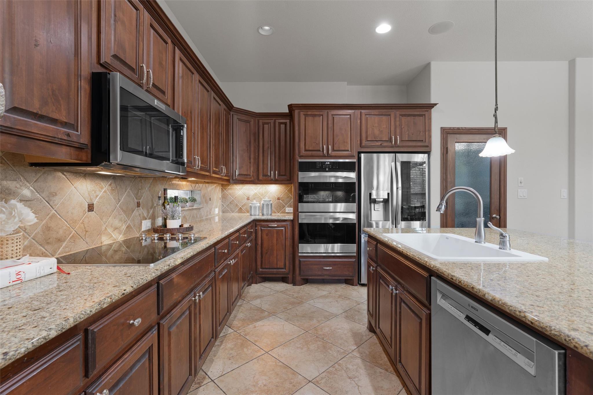 1515 Shinnecock Hills DR