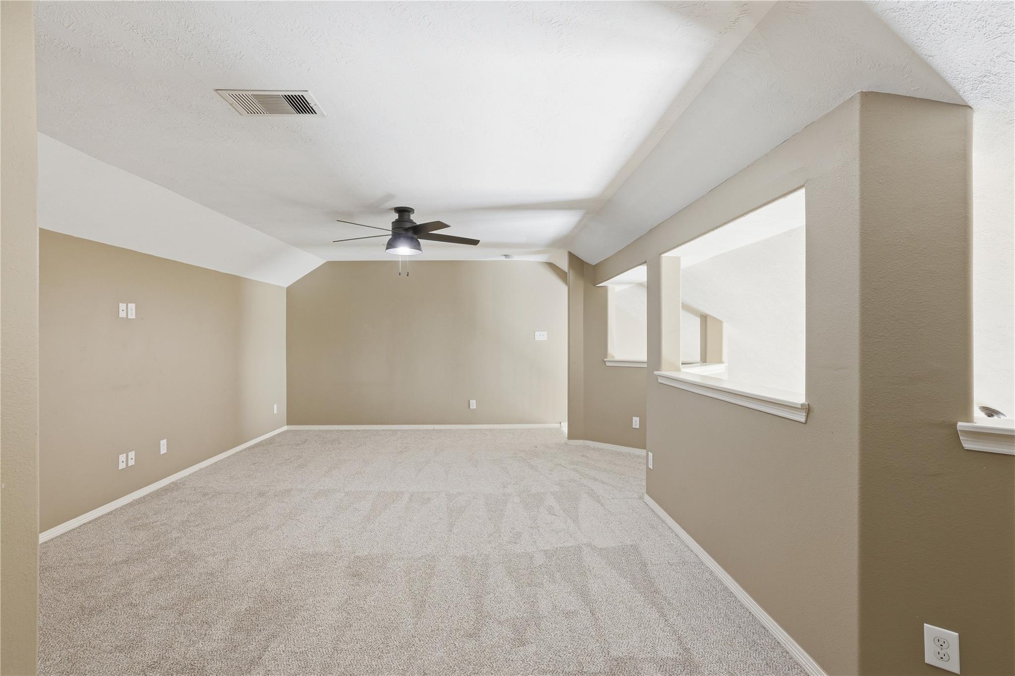 2412 Via Montesano