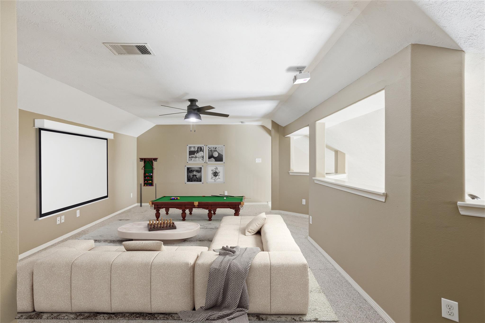 2412 Via Montesano