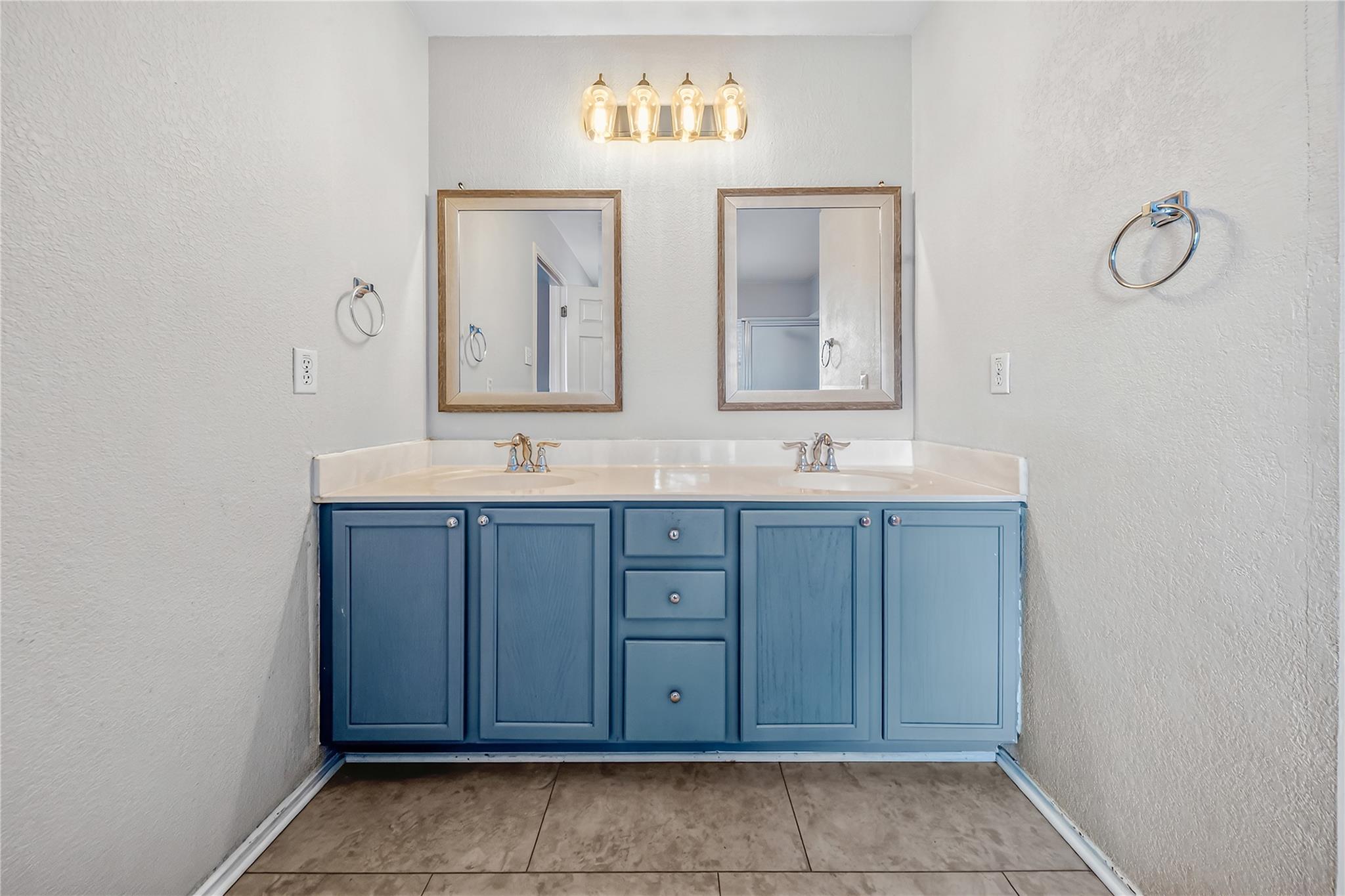 1610 Lloydminister WAY