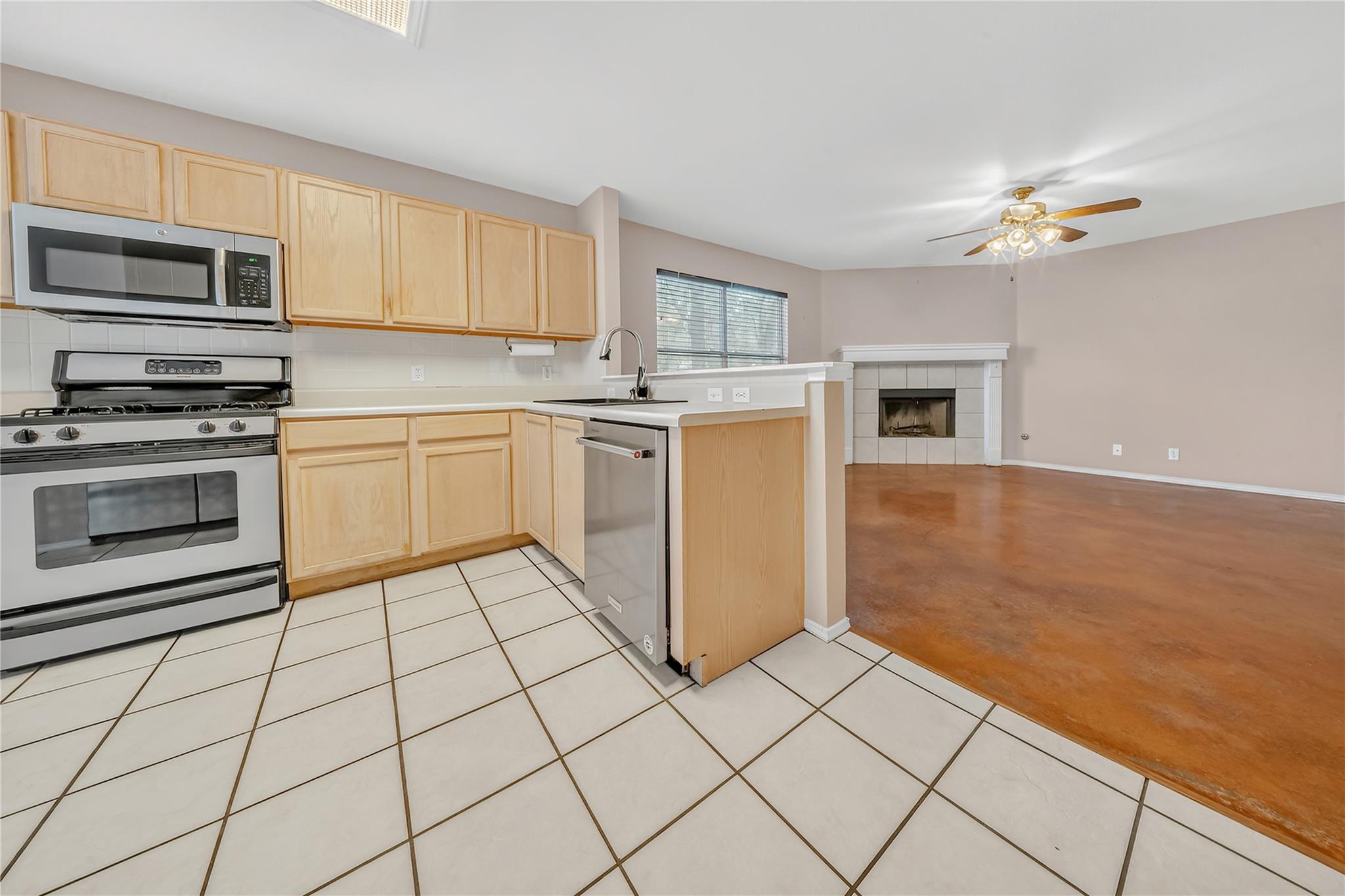 1610 Lloydminister WAY