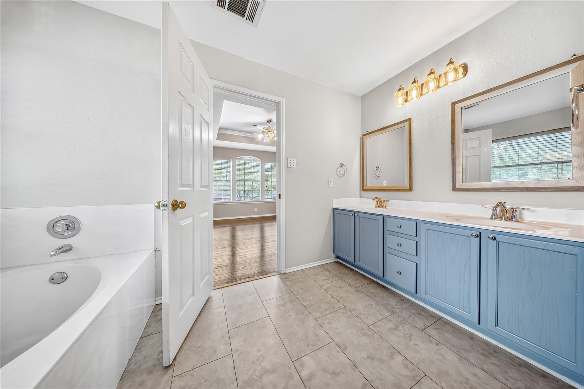 1610 Lloydminister WAY