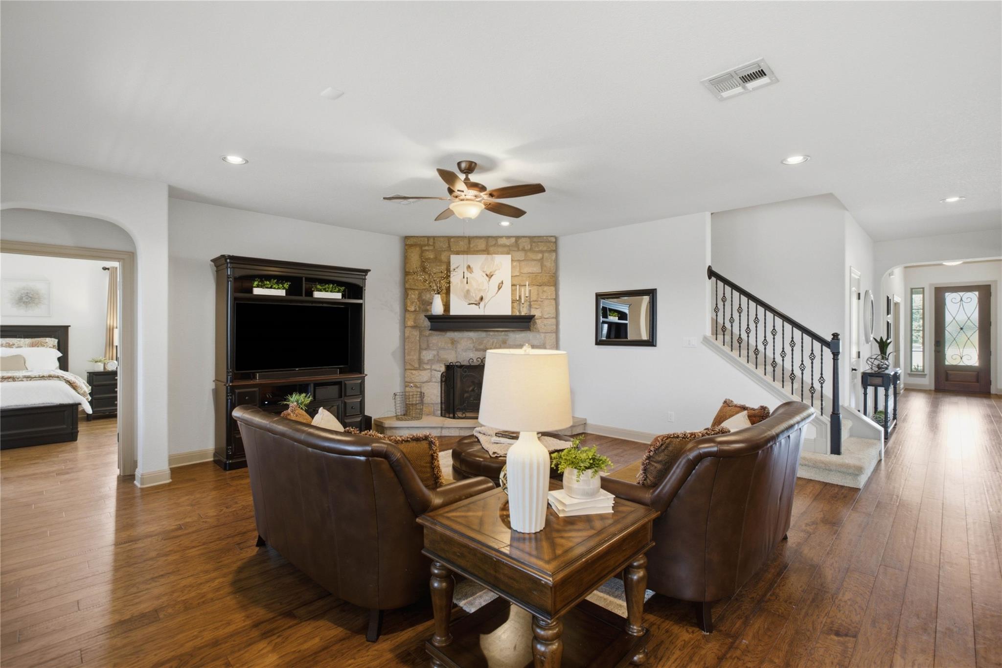 224 Whitney Woods CIR