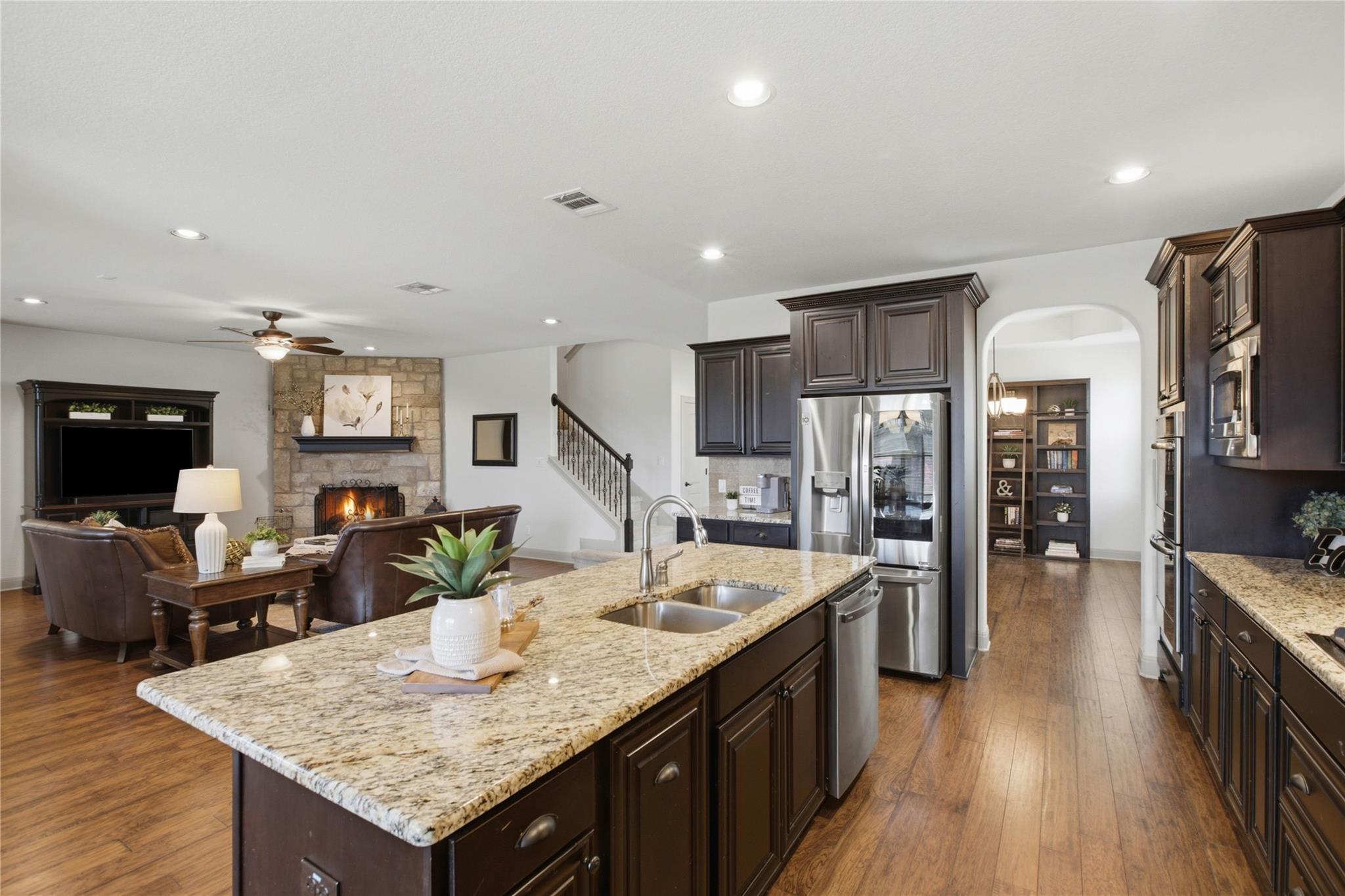 224 Whitney Woods CIR