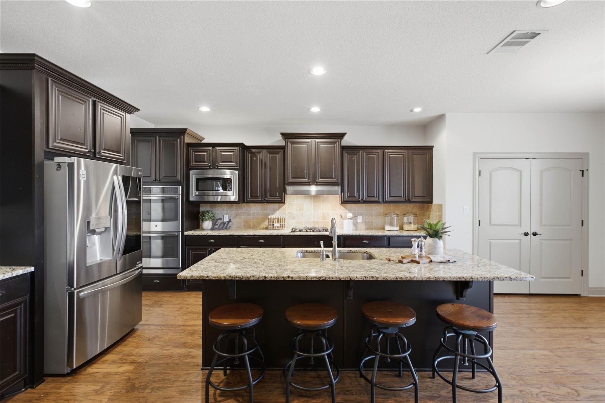 224 Whitney Woods CIR