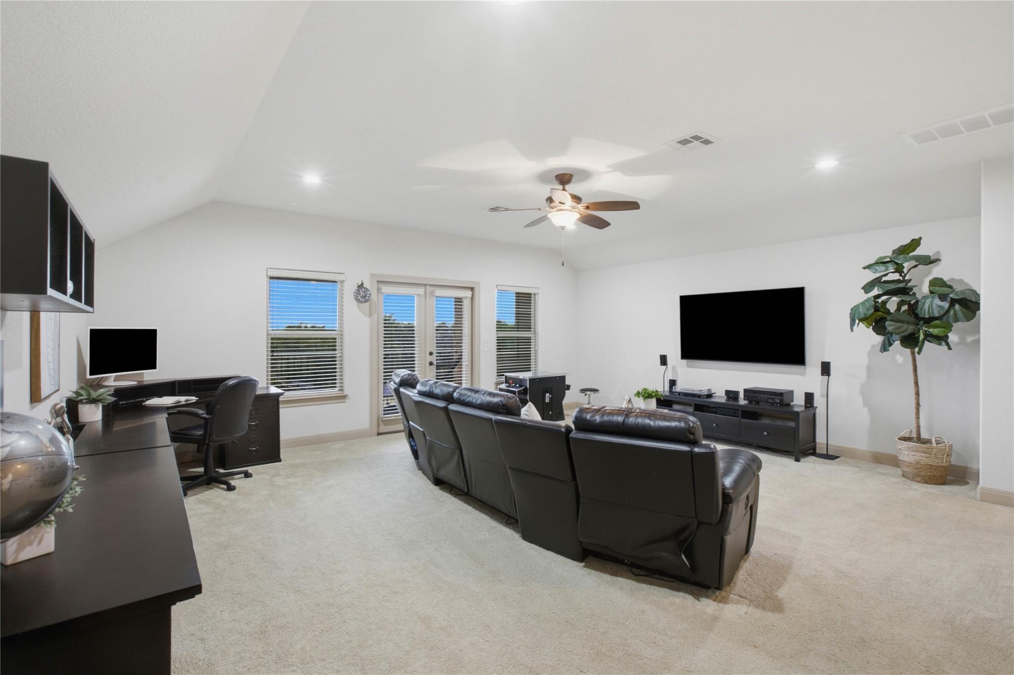 224 Whitney Woods CIR