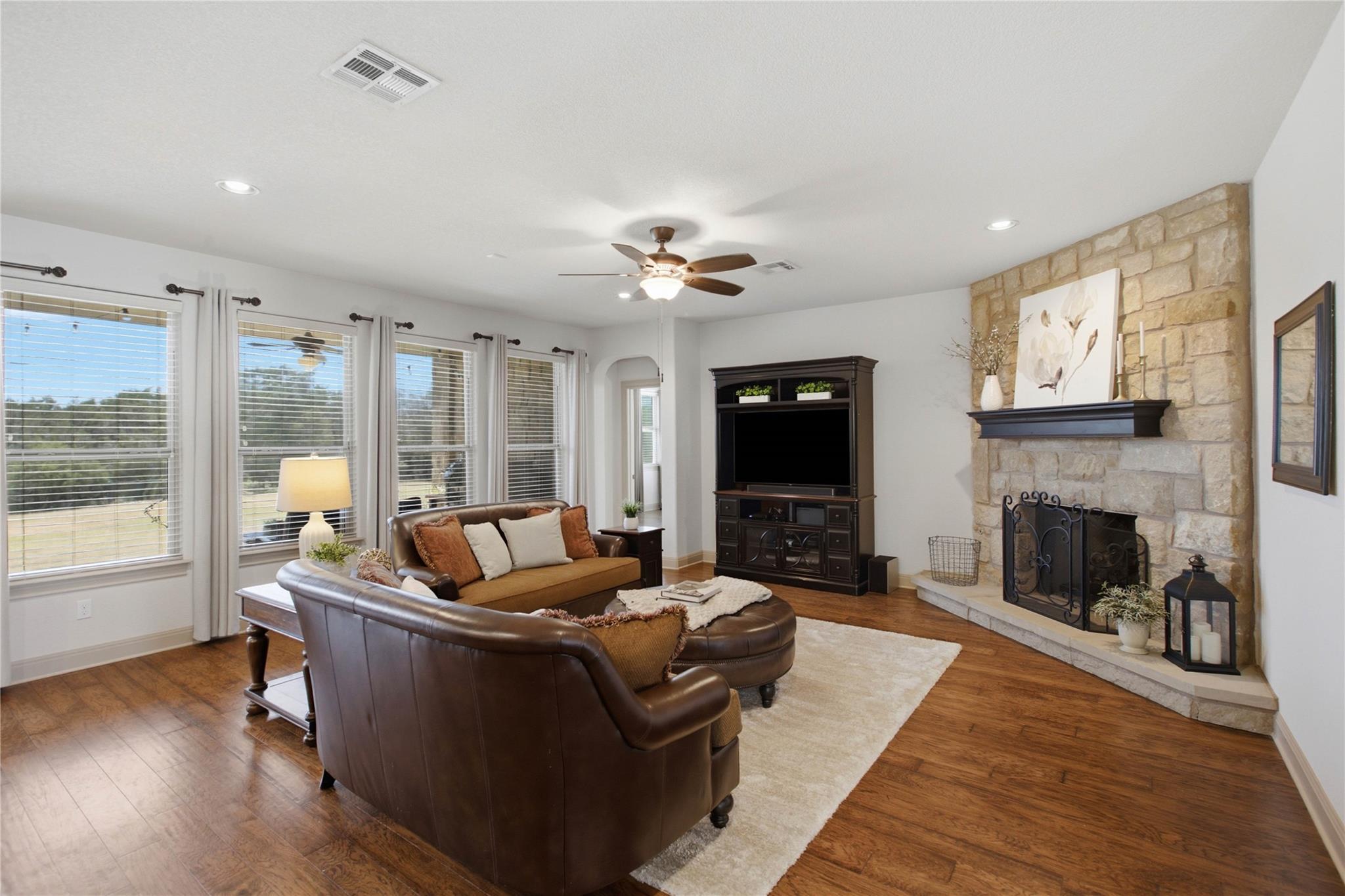 224 Whitney Woods CIR