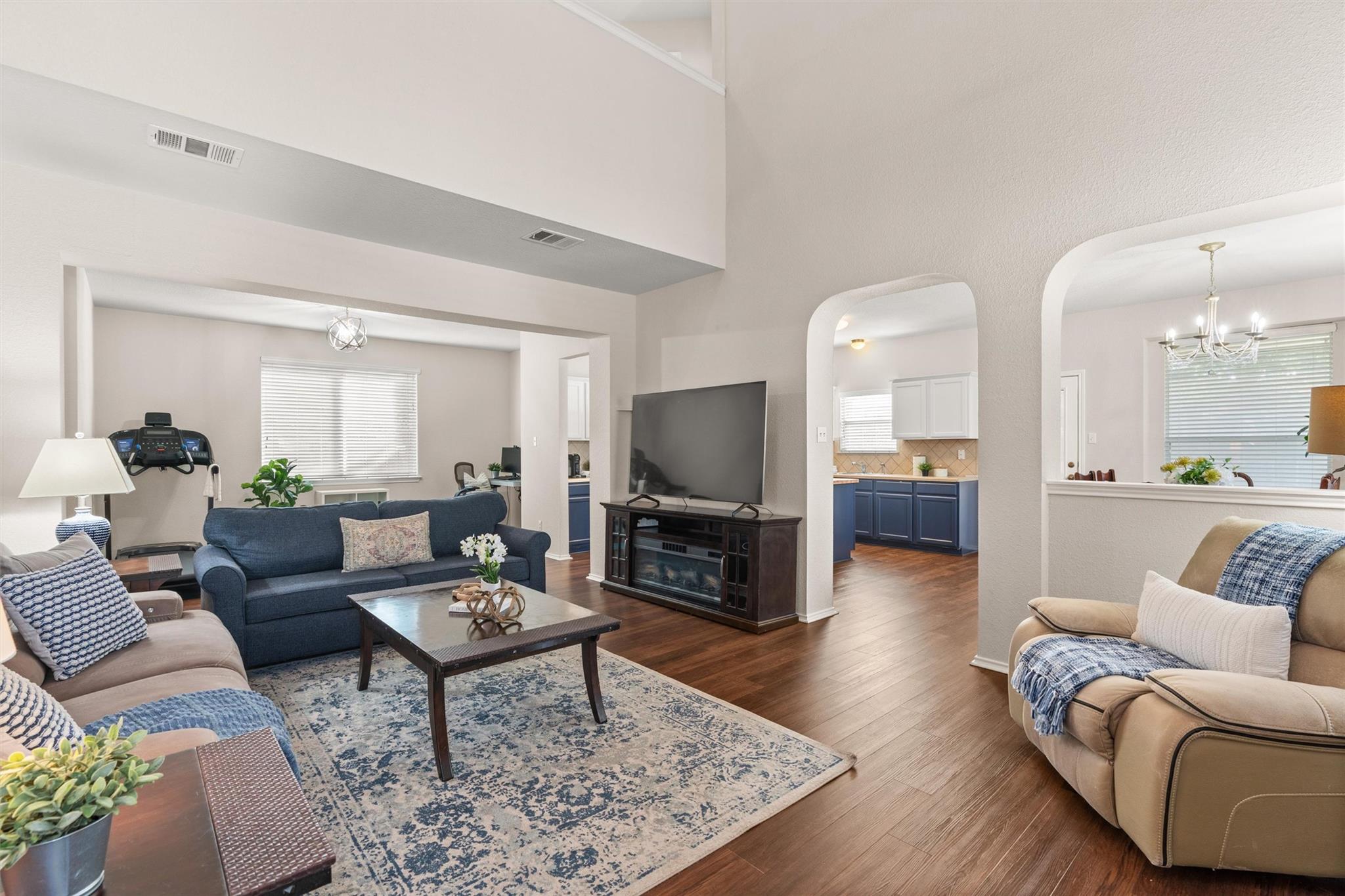 3404 Winding River TRL