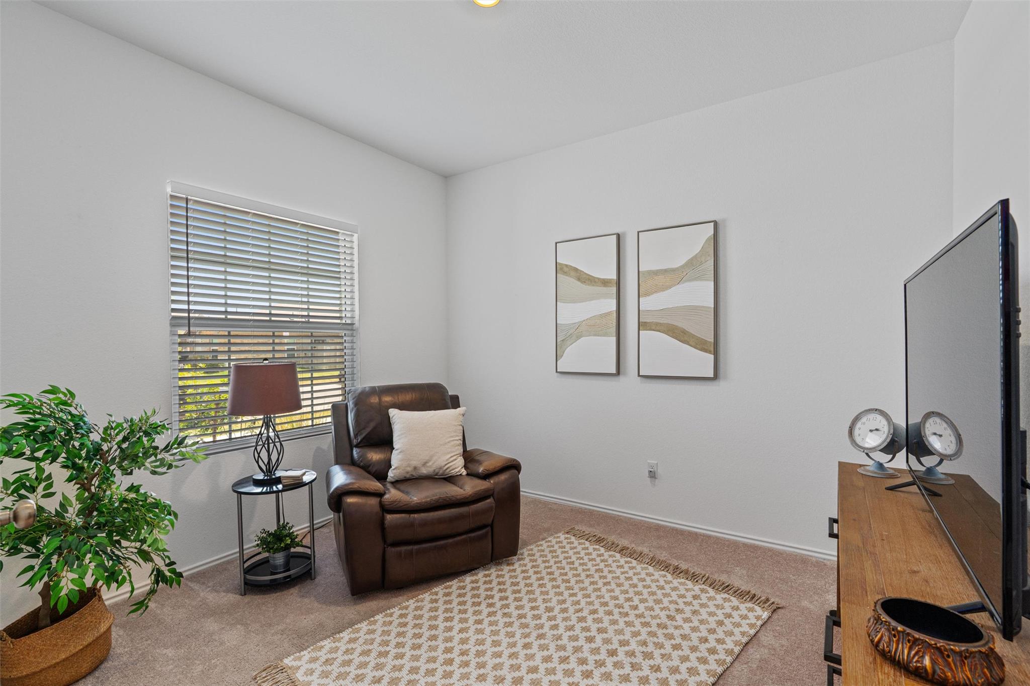 200 Montego ST