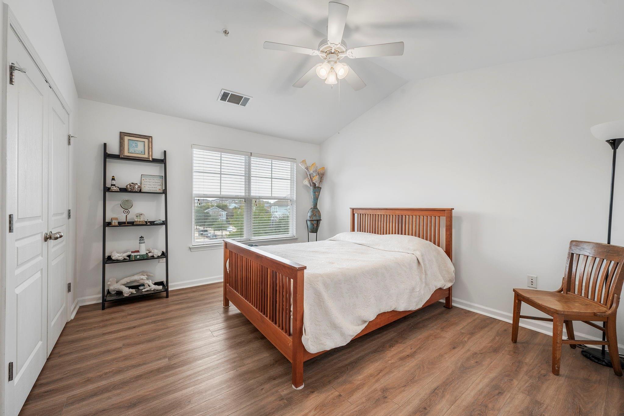 1725 Harvey Mitchell Parkway S # 2125