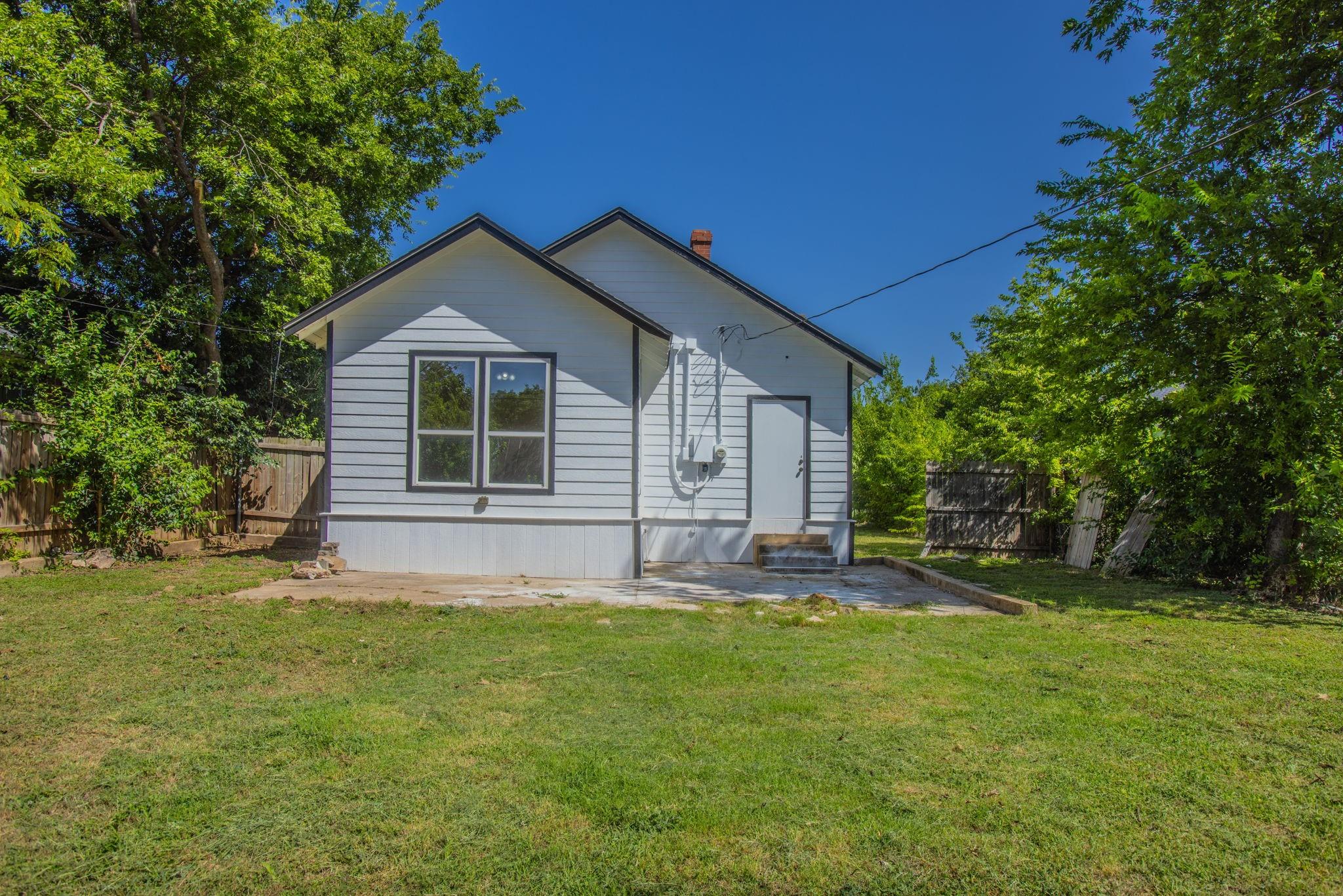 2322 Reuter Avenue