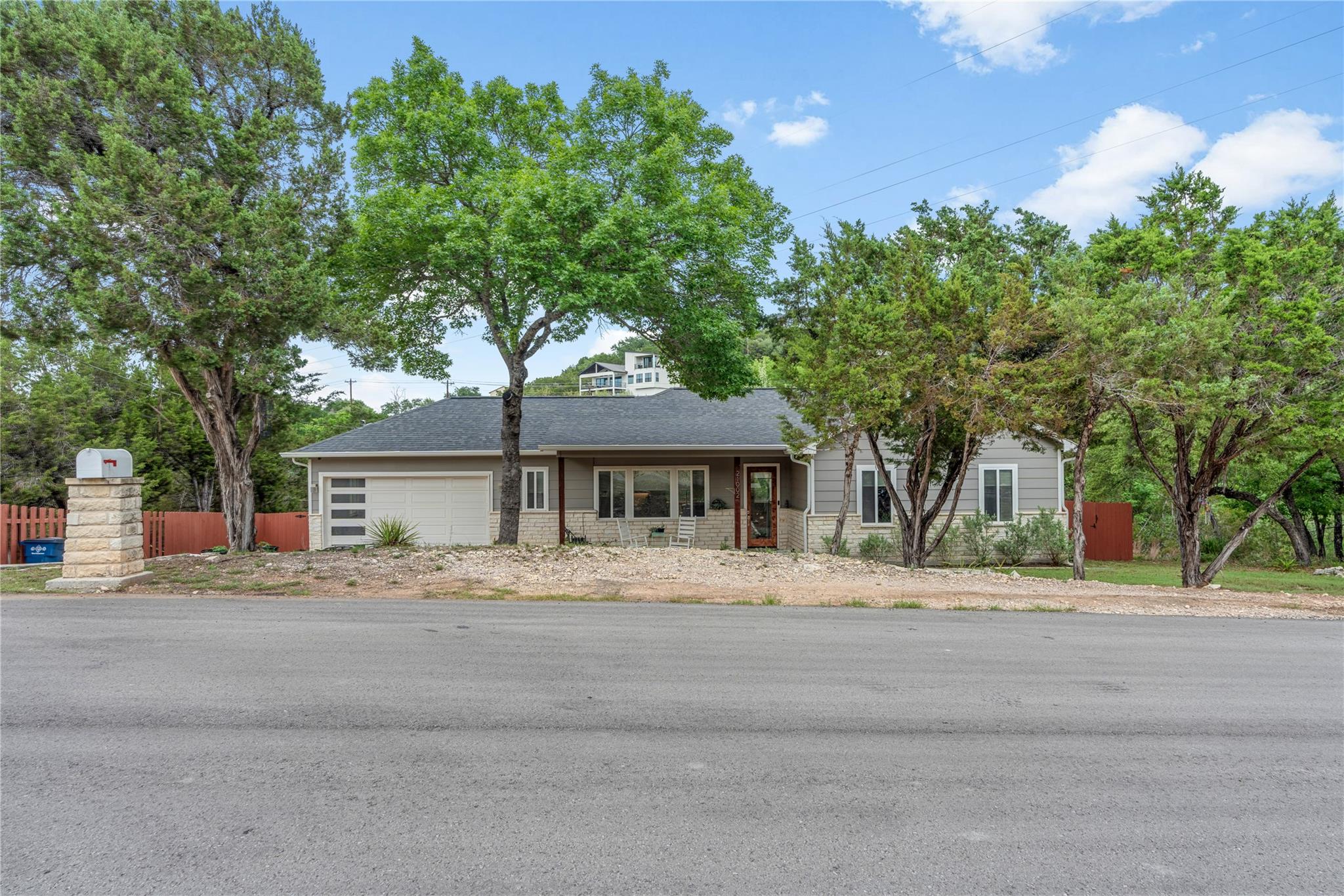 21002 Brewer LN