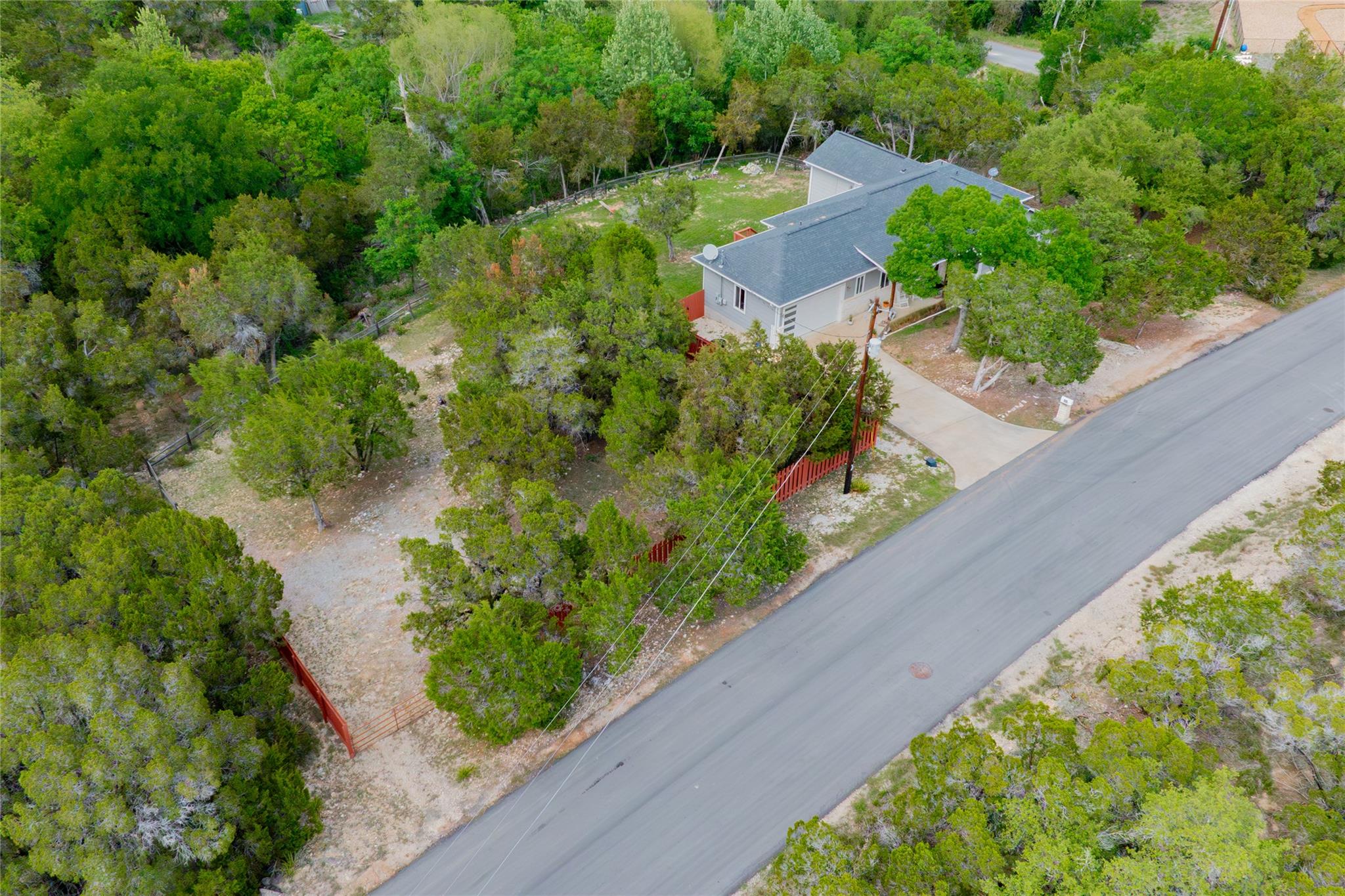 21002 Brewer LN