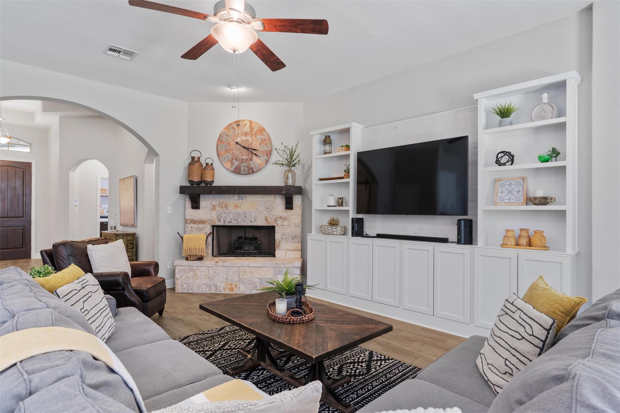 509 Blue Agave LN