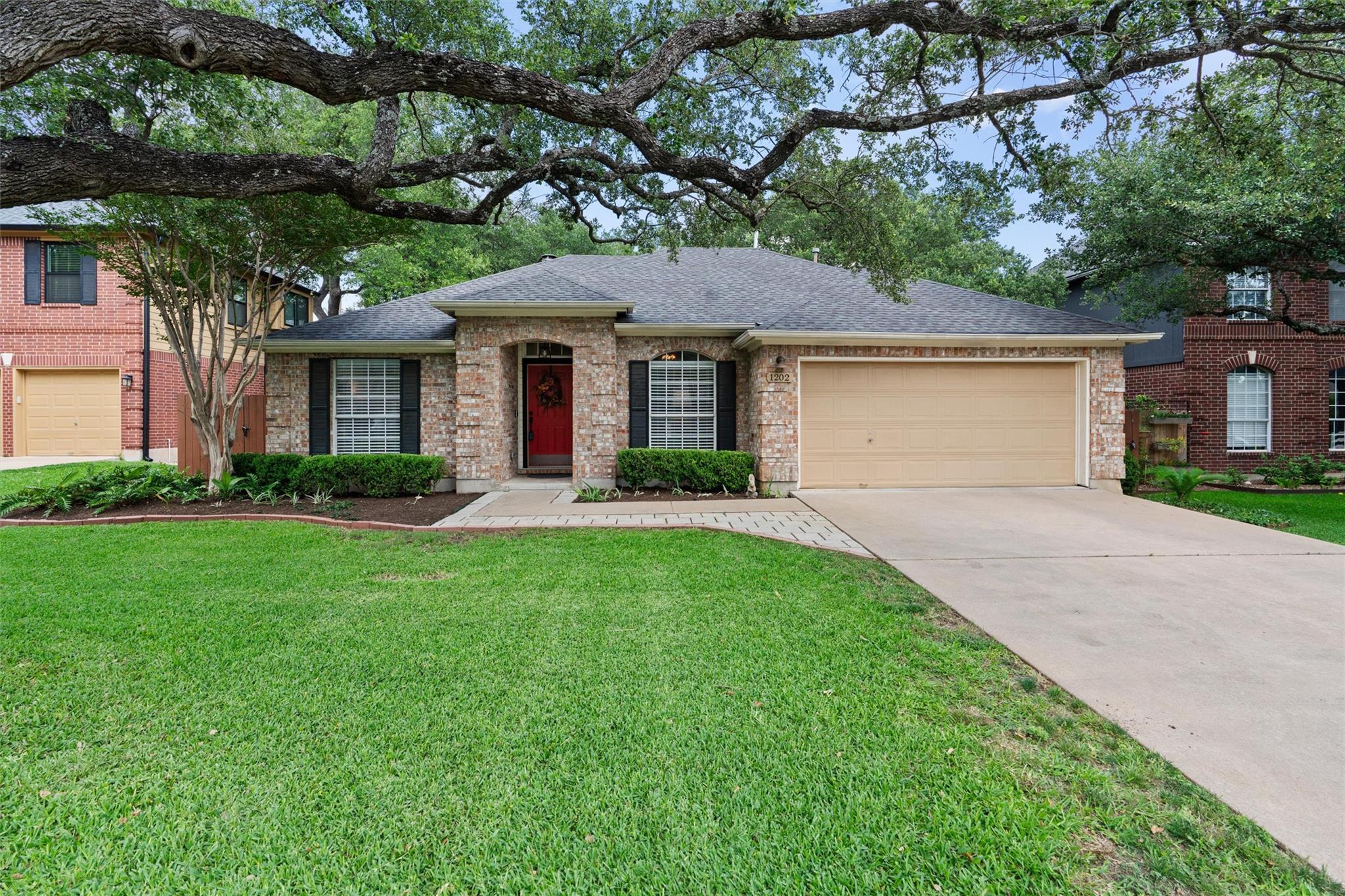 1202 Woodhollow CV