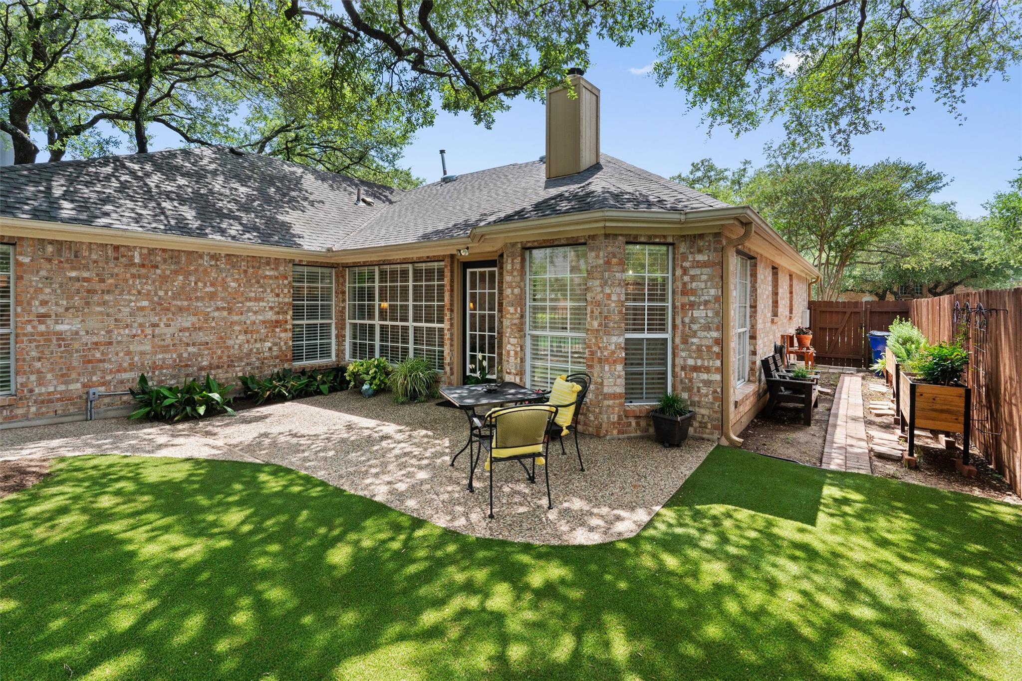 1202 Woodhollow CV