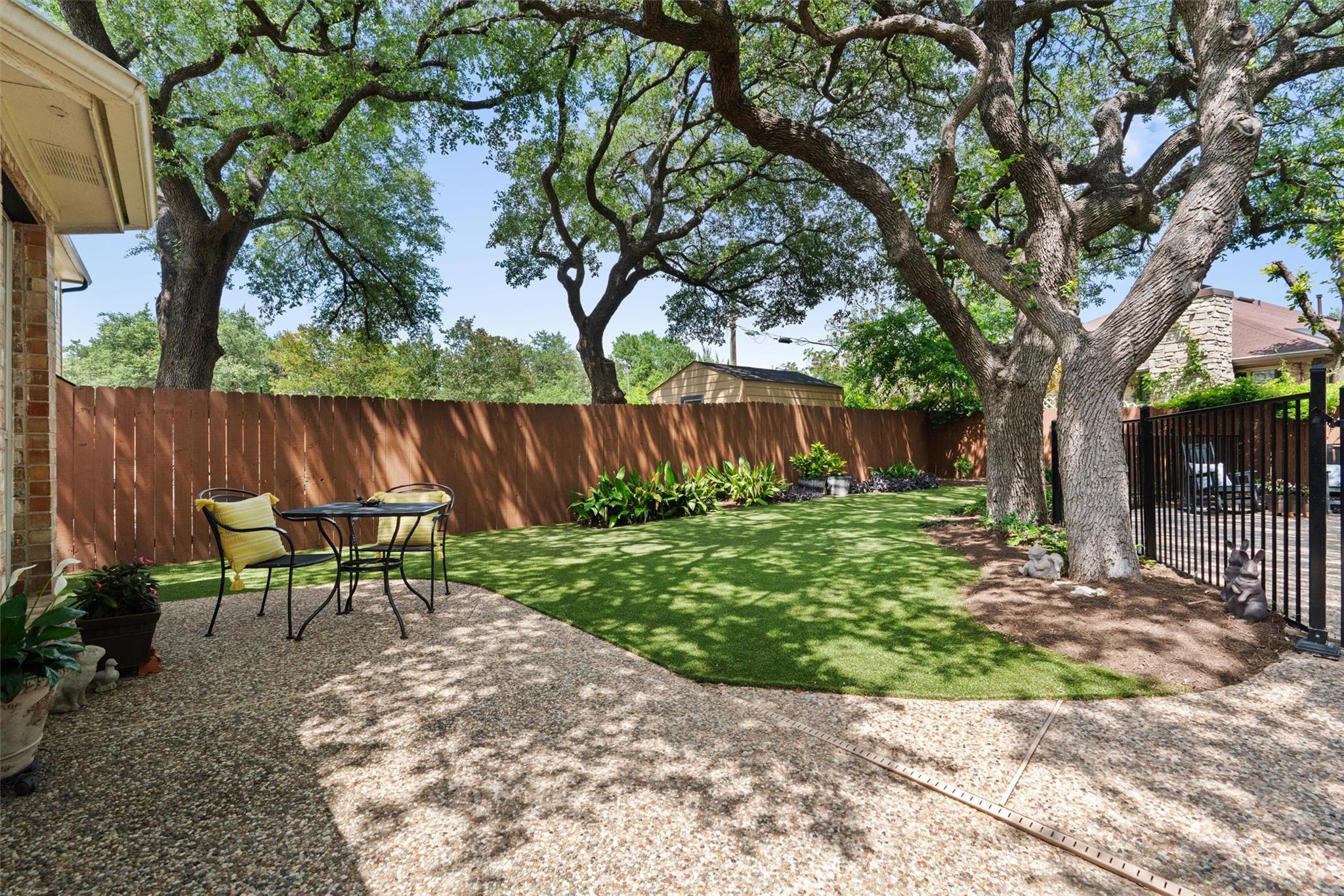 1202 Woodhollow CV