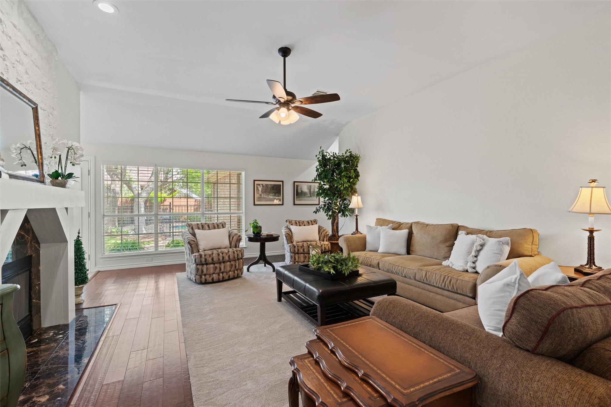 1202 Woodhollow CV