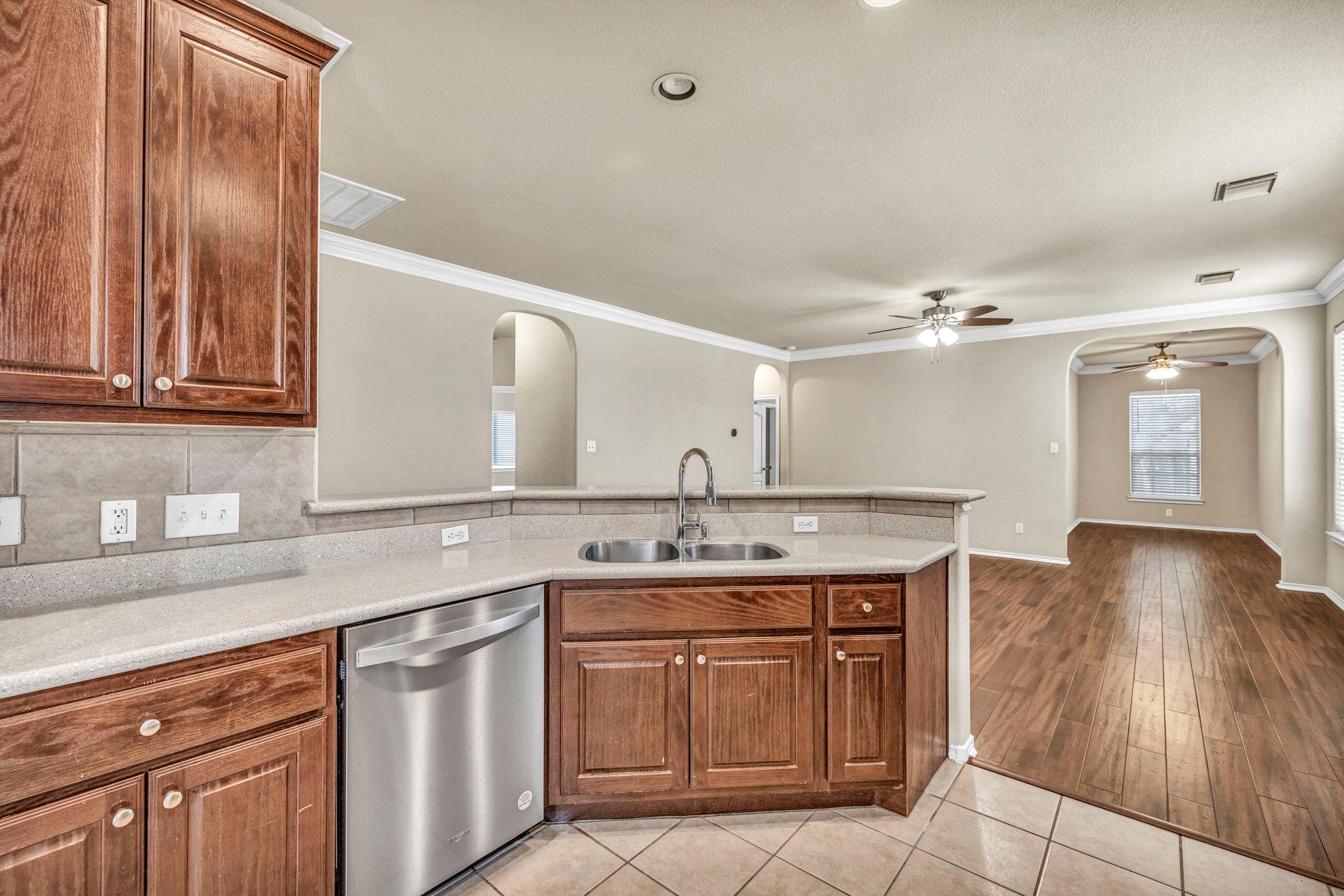 3748 Pine Needle CIR