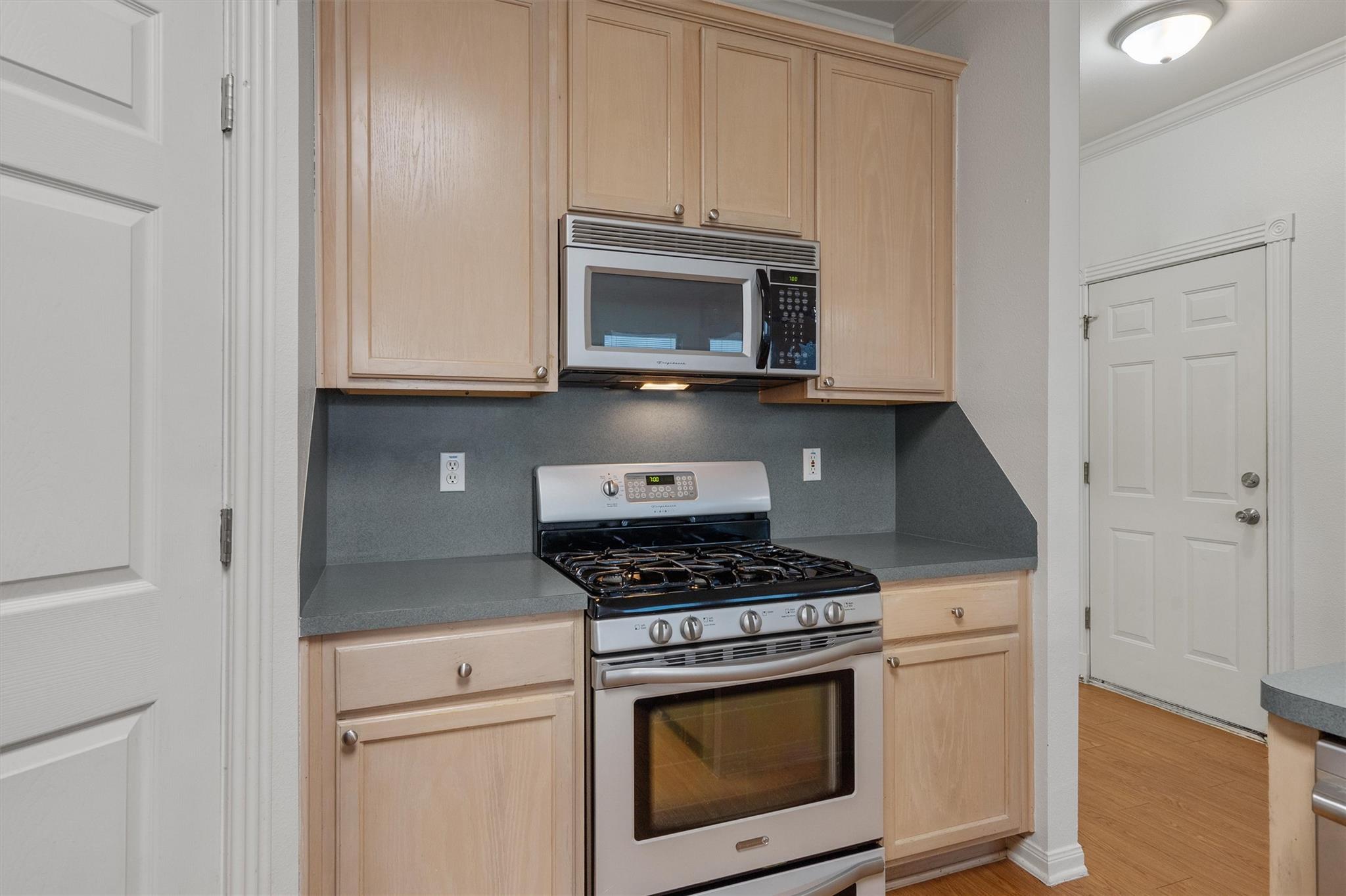 2913 #B Whisper Oaks LN