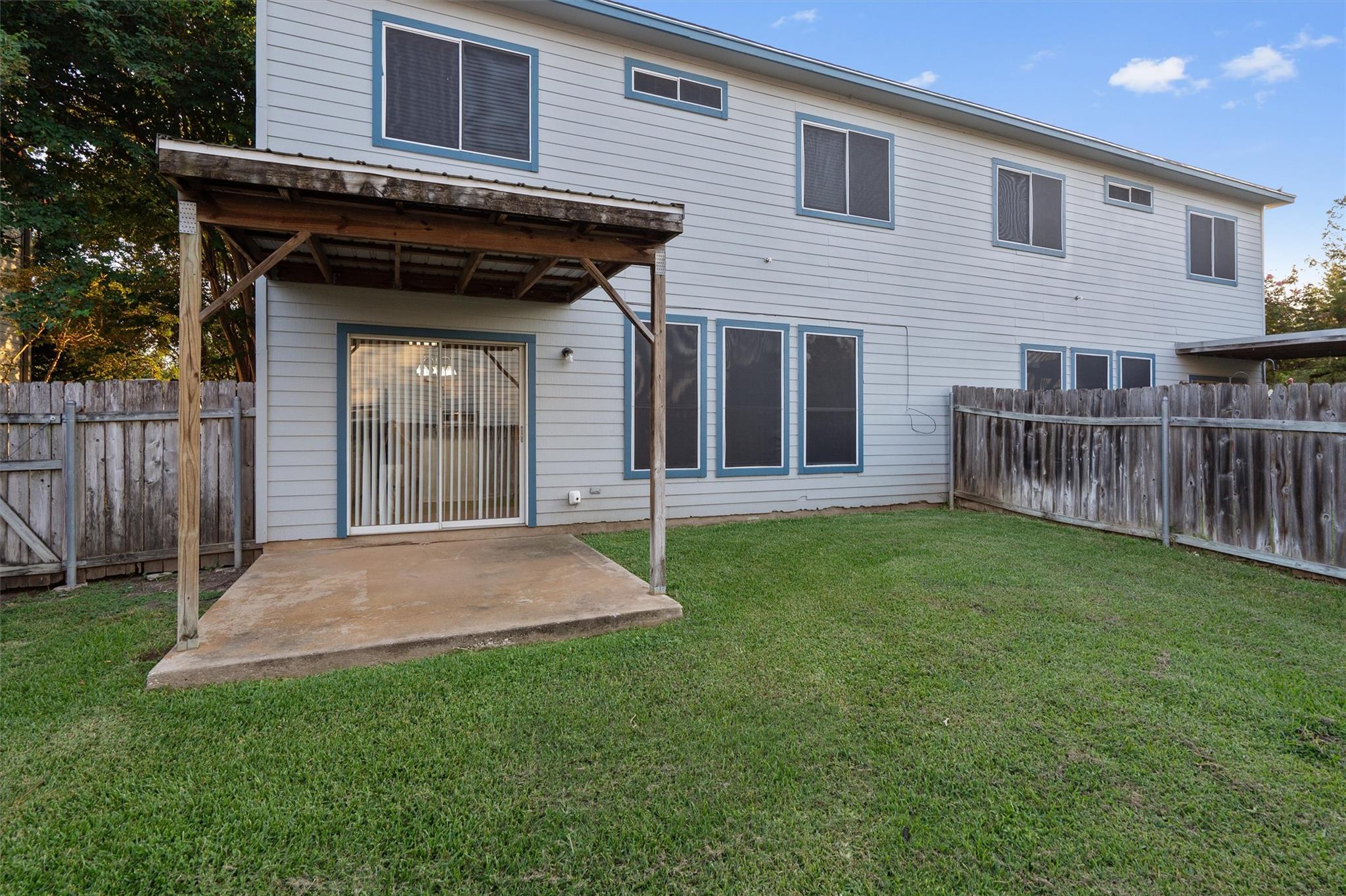 2913 #B Whisper Oaks LN