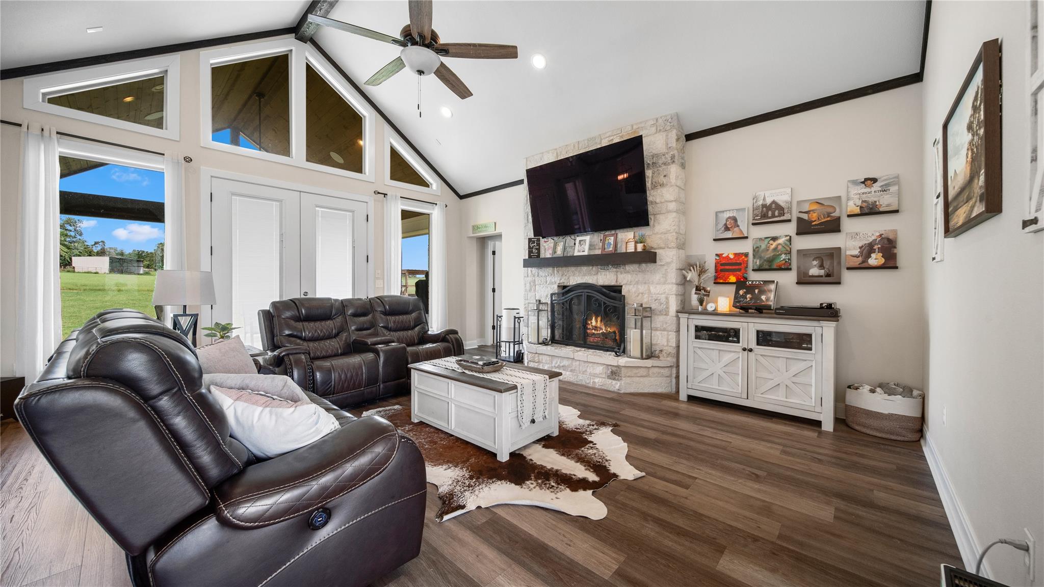 1606 County Road 216