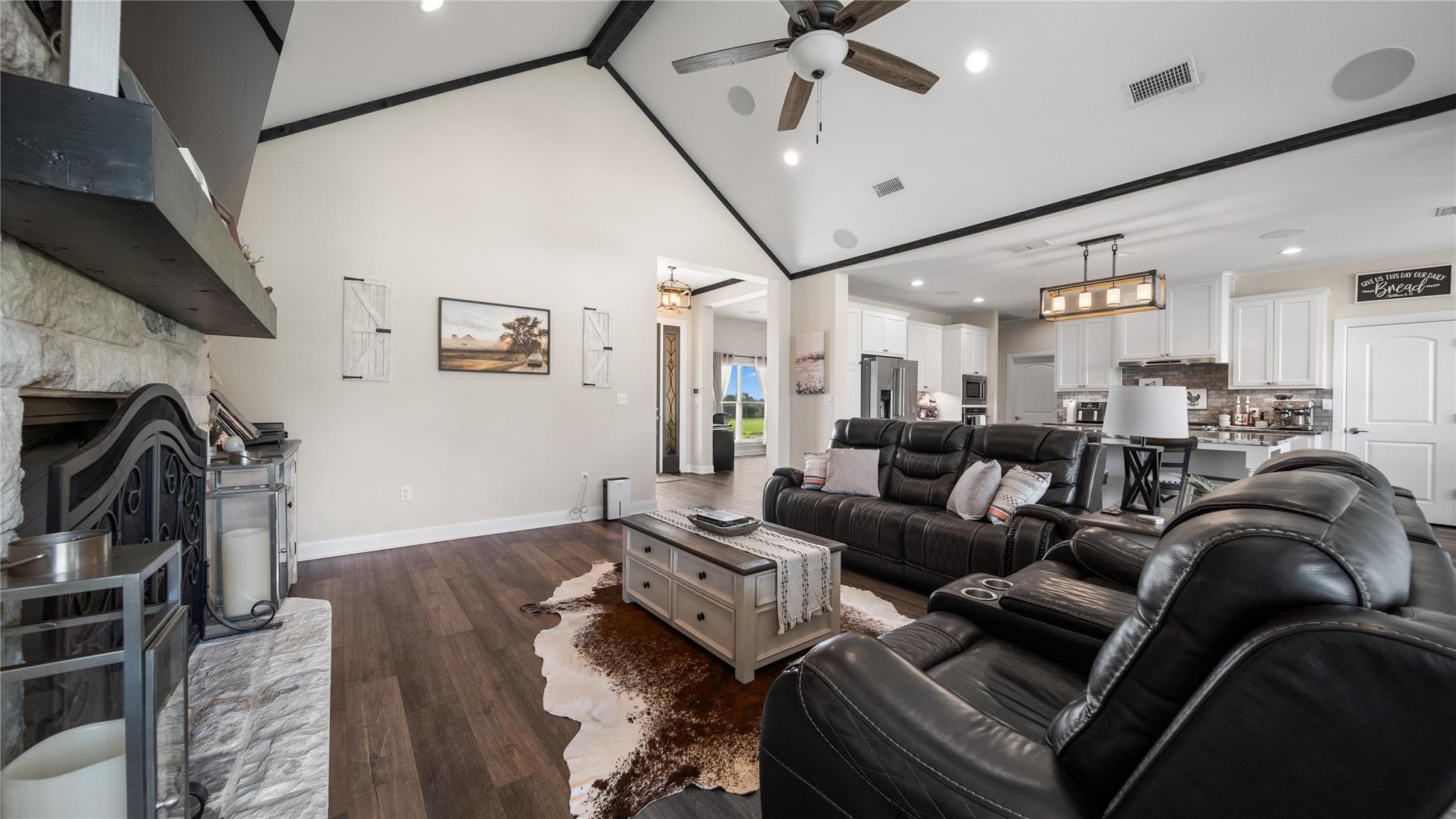 1606 County Road 216